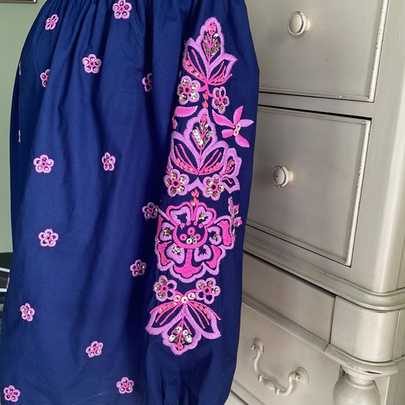 Lilly Pulitzer High Tide Navy Jaeda Top. Size small - Picture 3 of 9